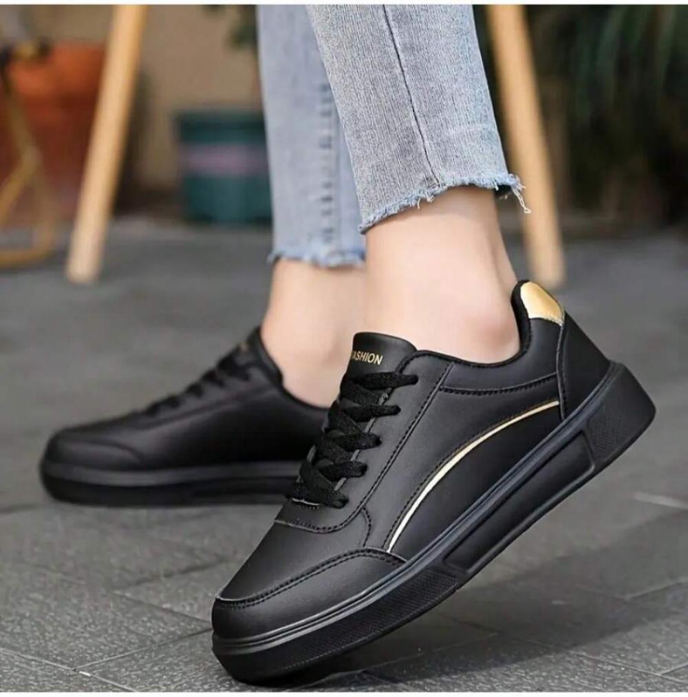 Women White Casual Sneakers, L - Running Gear Woman 评论和价格